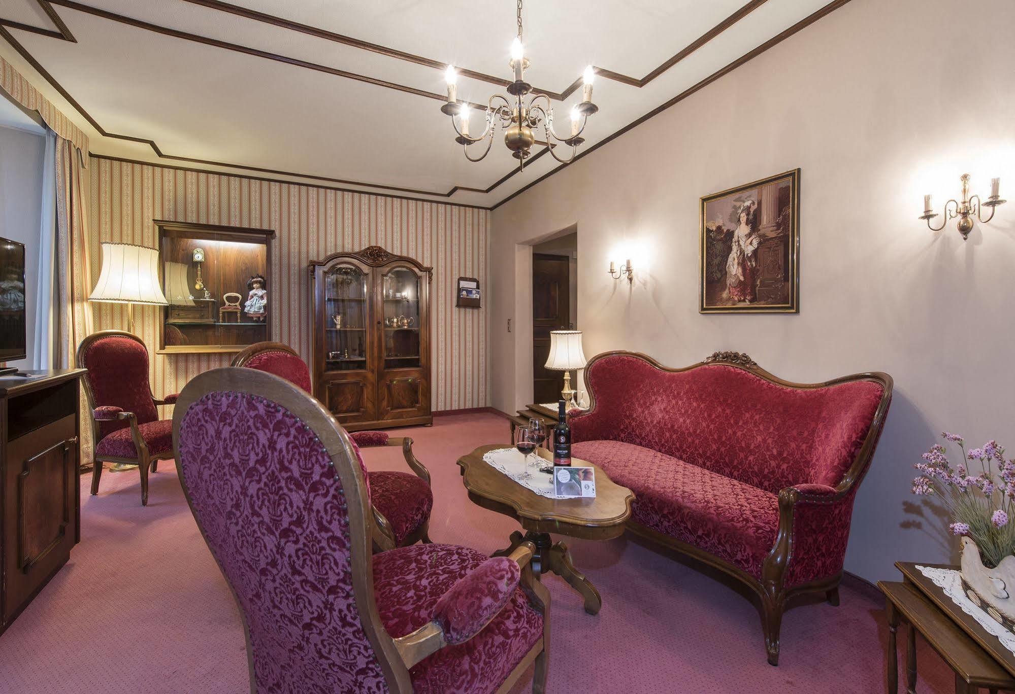 Sunstar Hotel サース フェー エクステリア 写真