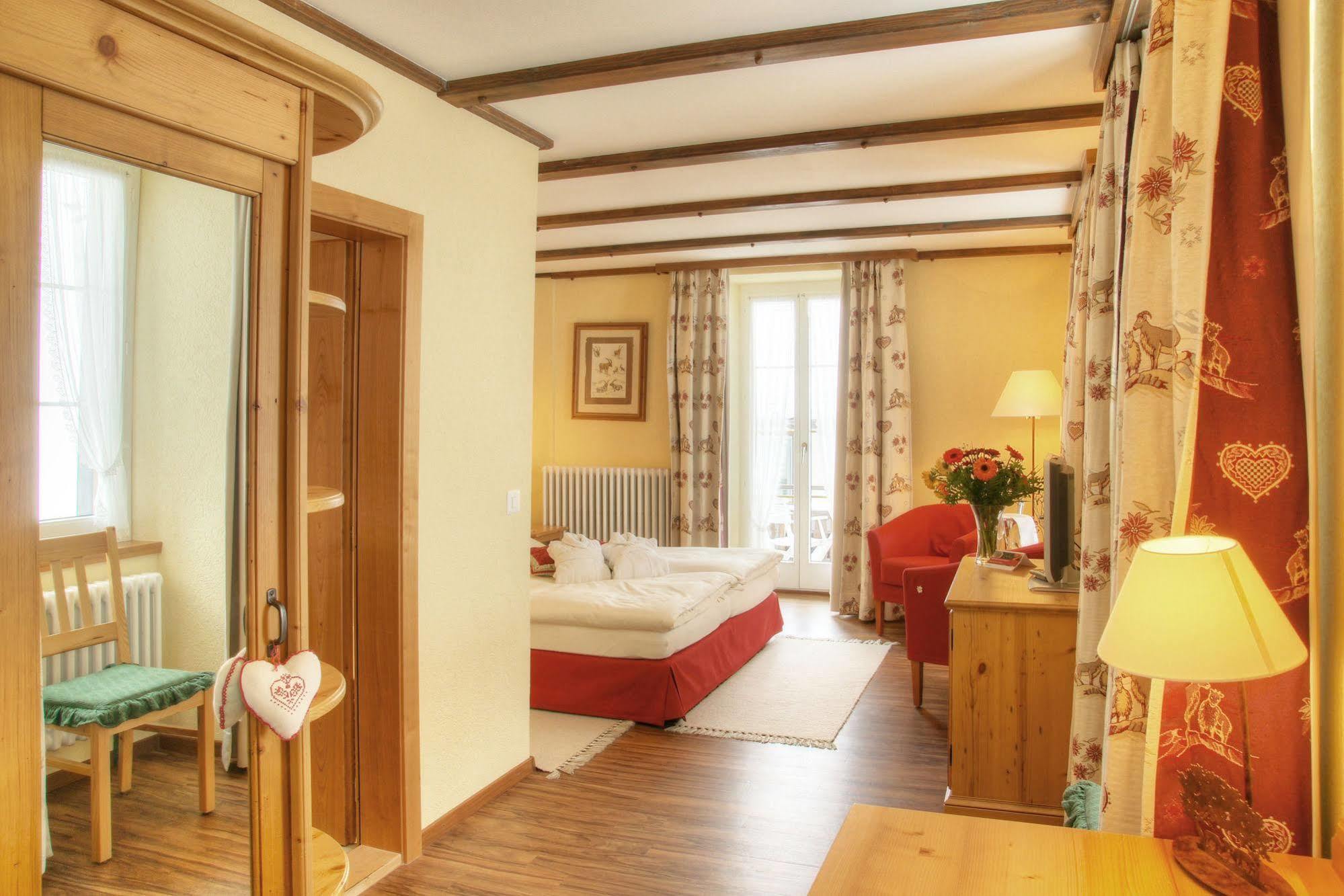 Sunstar Hotel サース フェー エクステリア 写真